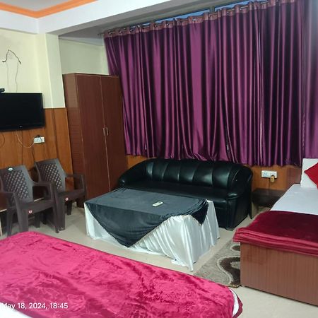 Goroomgo Varanasi Paradise Varanasi - Parking & Restaurant Available - Perfect Location And Comfortable Room 外观 照片